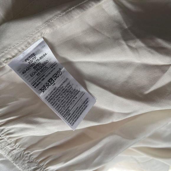 Banana republic Petite Flounce-Hem Dress (XS- Transition Cream White) - Picture 7 of 7